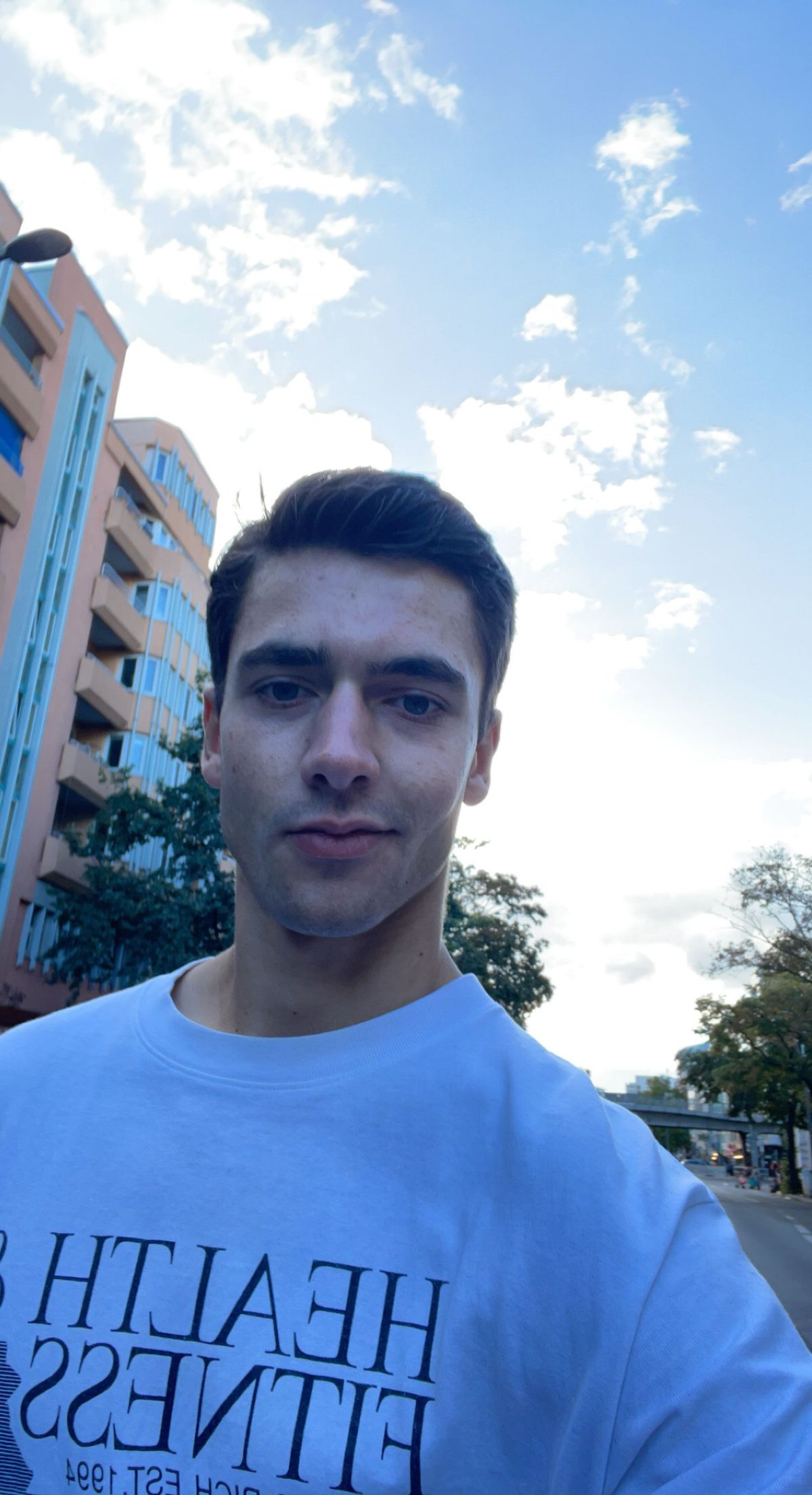 August, Model aus Frankfurt am Main