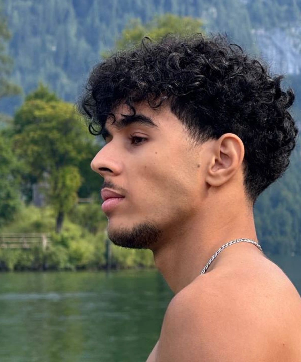 YASSINE, Model aus Stuttgart