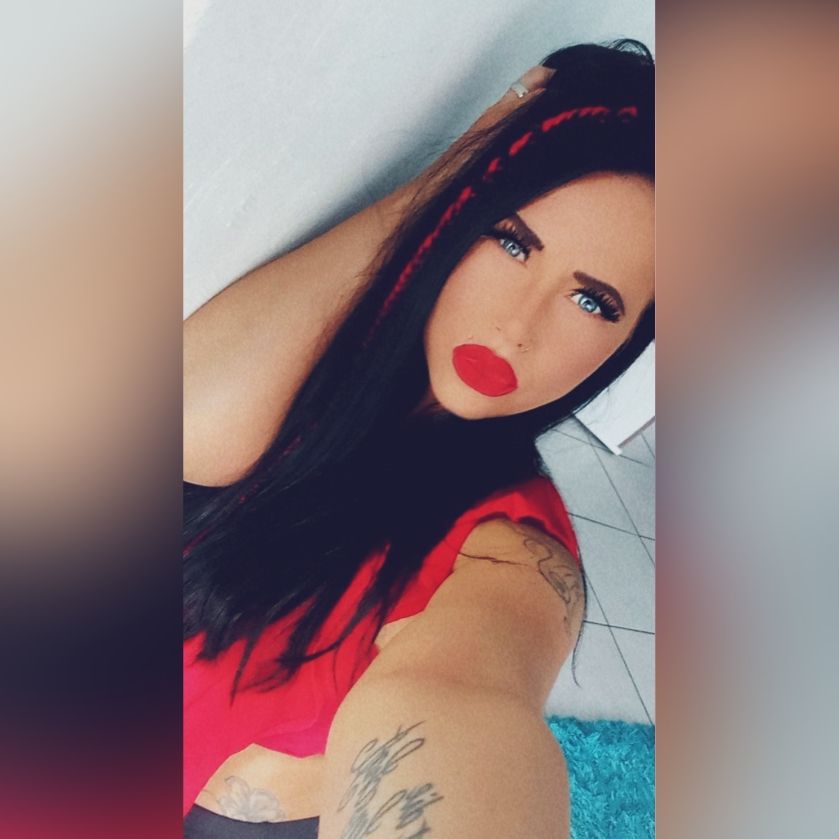 Nadine, Model aus Aschaffenburg